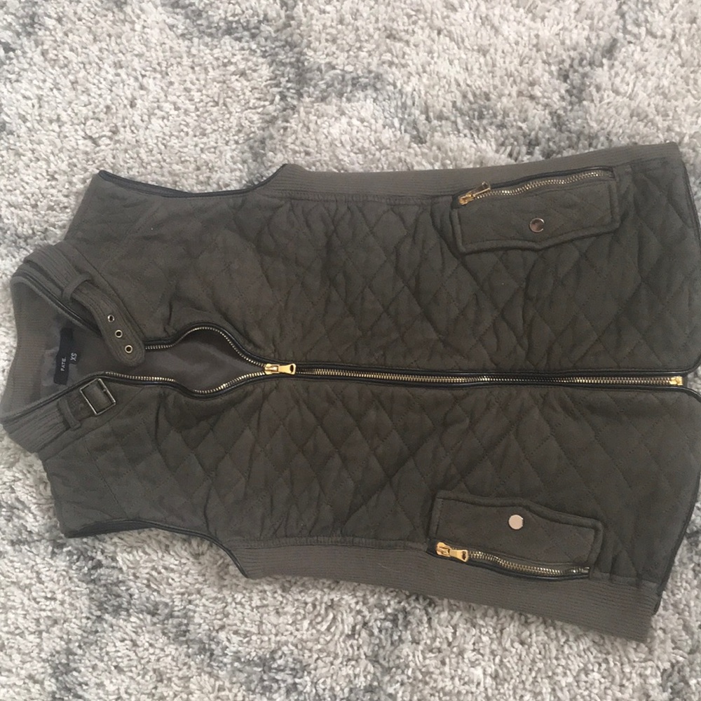 Cute vest for spring!